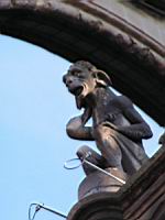 Reims - Cathedrale - Chevet, Gargouille, Monstre a grandes oreilles